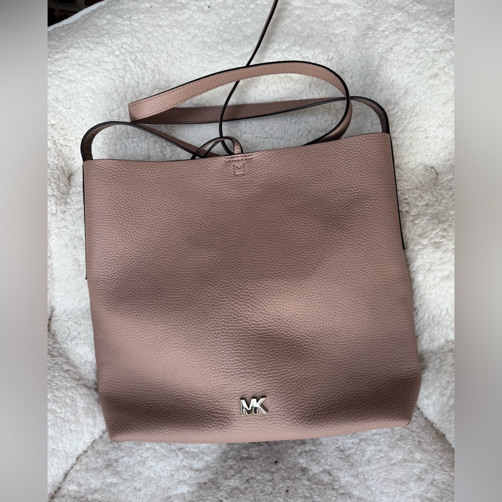 Junie Large Pebbled Leather Messenger